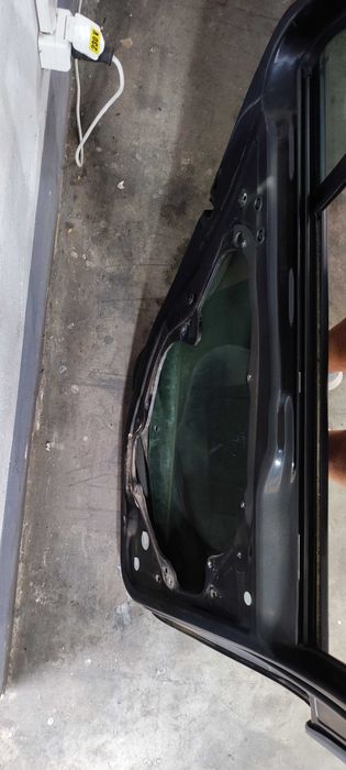 Usa spate dreapta volkswagen vw golf 5 break cod culoare LC9X