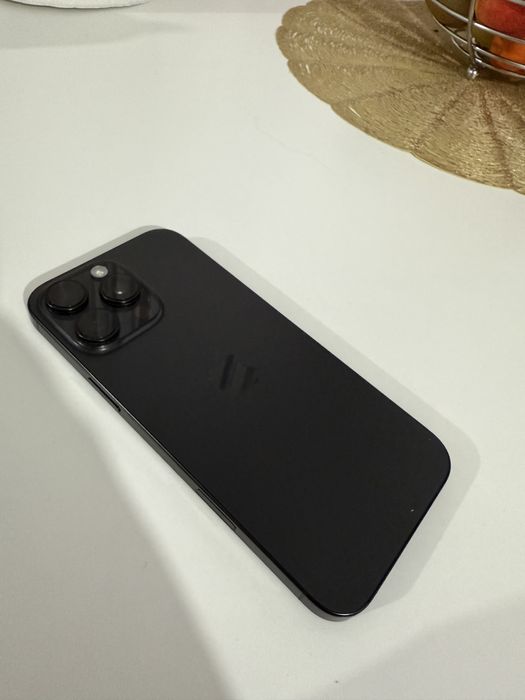 iPhone 16 Pro Max 1TB Black