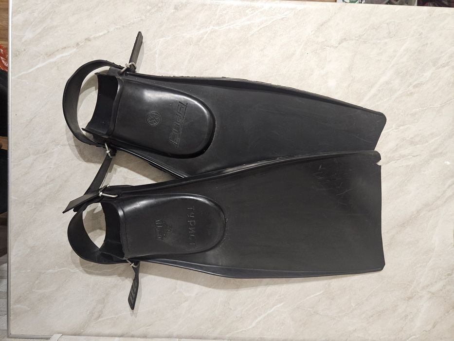 Продаю ласты разм 41...43