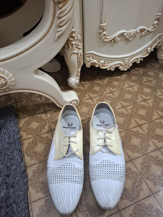 Мужская обувь. Размер 43