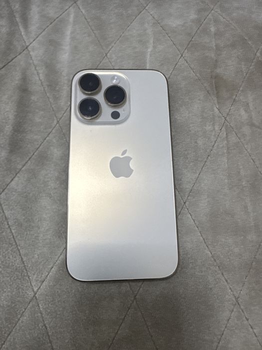 продаю айфон 14 про золотой на 256 гб в идеале