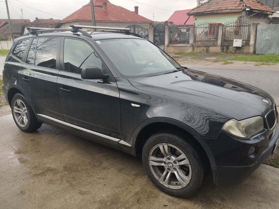 Vând bmw x3 2.0, diesel, automat.