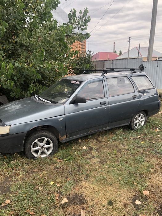 Продам на запчасти ваз 2111