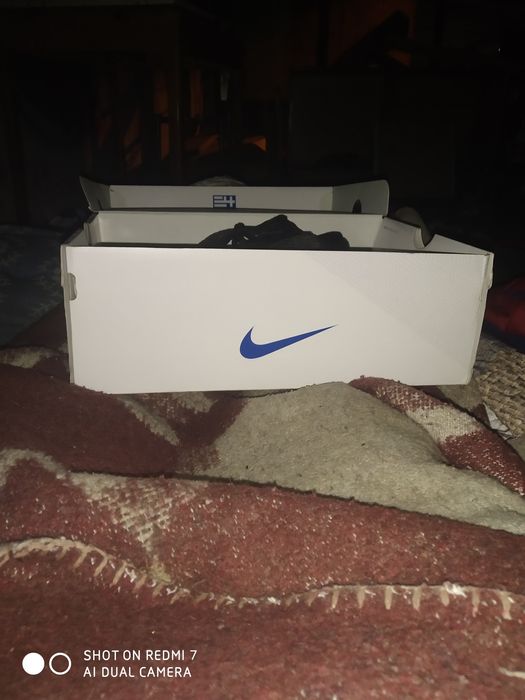 Продавам маратонки