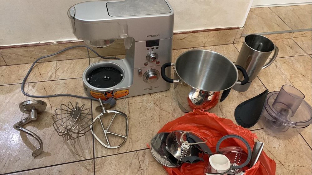 Robot de bucătărie profesional Kenwood Cooking Chef (Gătit cu Inducție) + Accesorii complete