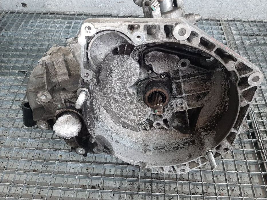 cutie viteze manula 1.9 d multijet 939a1000 120 cp fiat croma 55192042