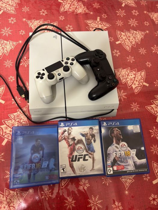 Продам  игоровую приставку  SONI 4