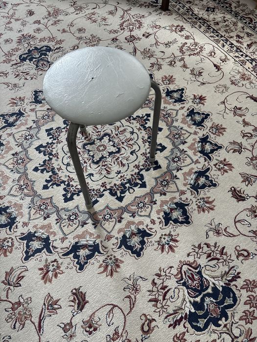 Продам кресло черное