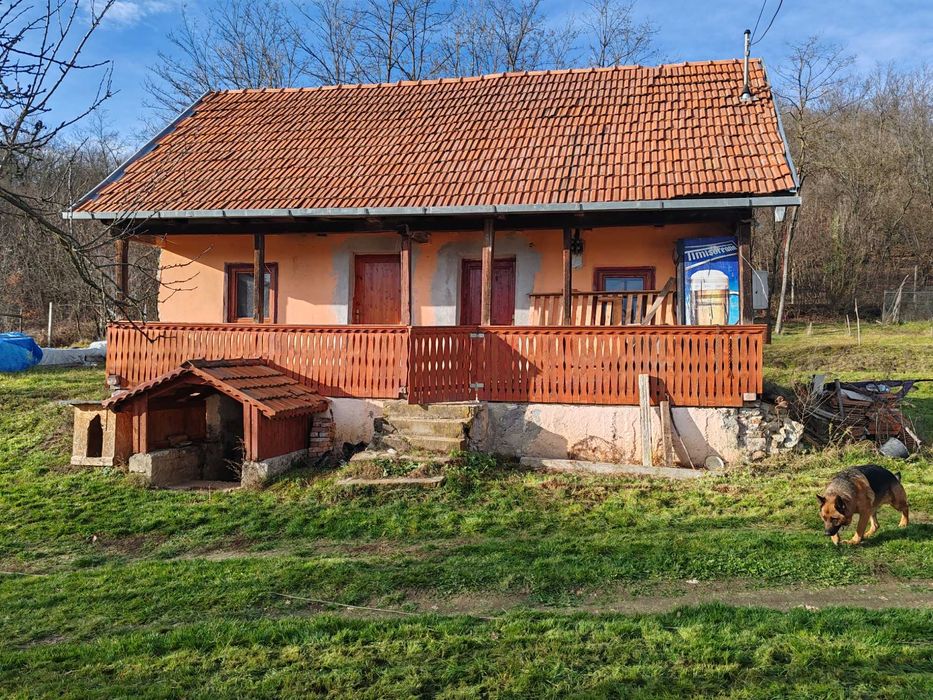 De vânzare casa traditionala cu 3600 mp