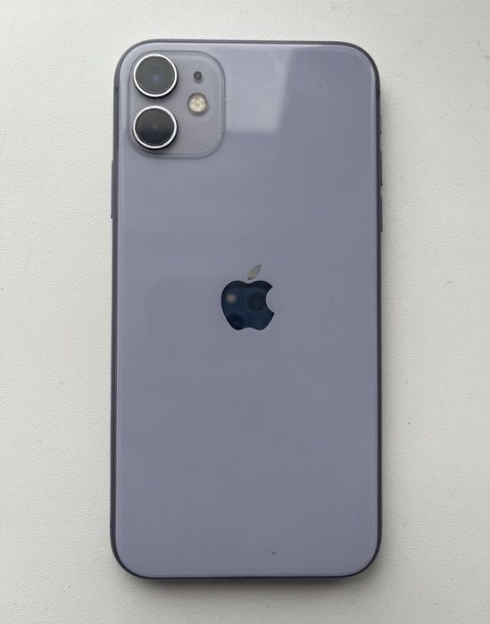 Iphone 11 с хорошем состоянии