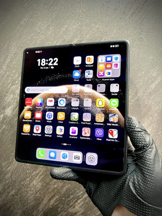 Huawei Mate X6 Negru  12 / 512 GB