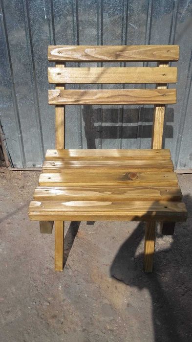 Scaune din lemn/Scaun (Taburet)