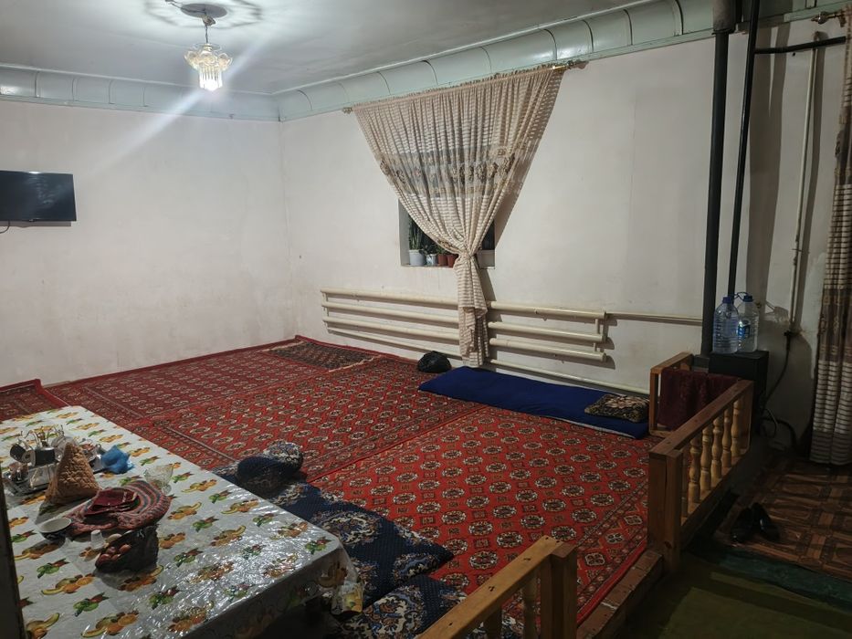 Xorazim viloyati xonqa tumani uy sotiladi