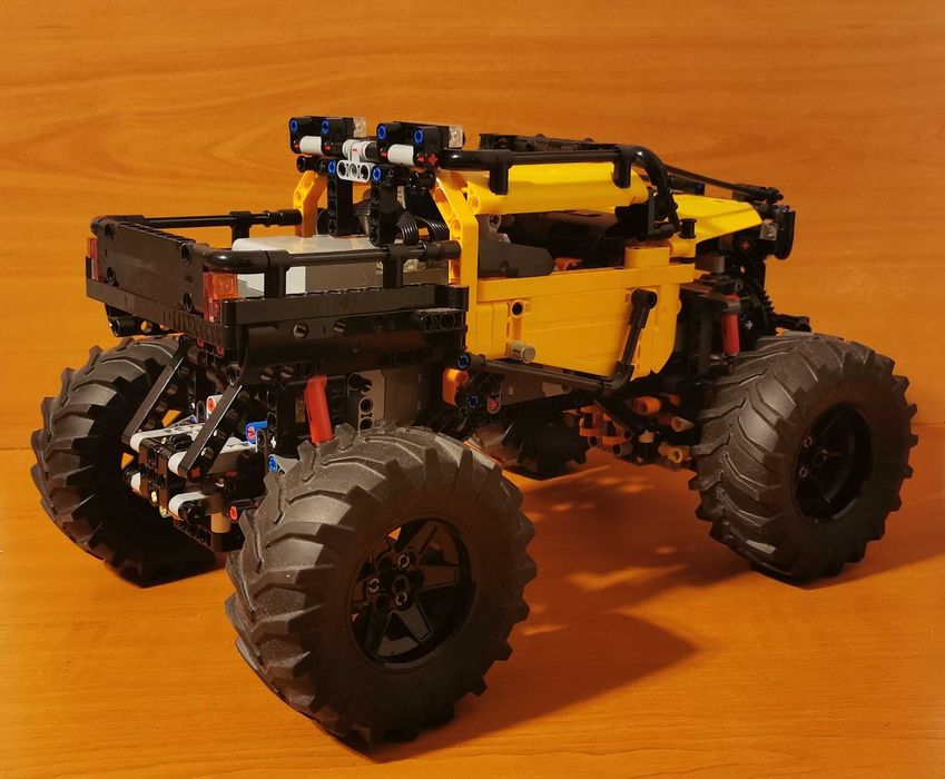 Lego Technic 42099 4x4 X-treme Off-Roader - Проходим Джип с блутут