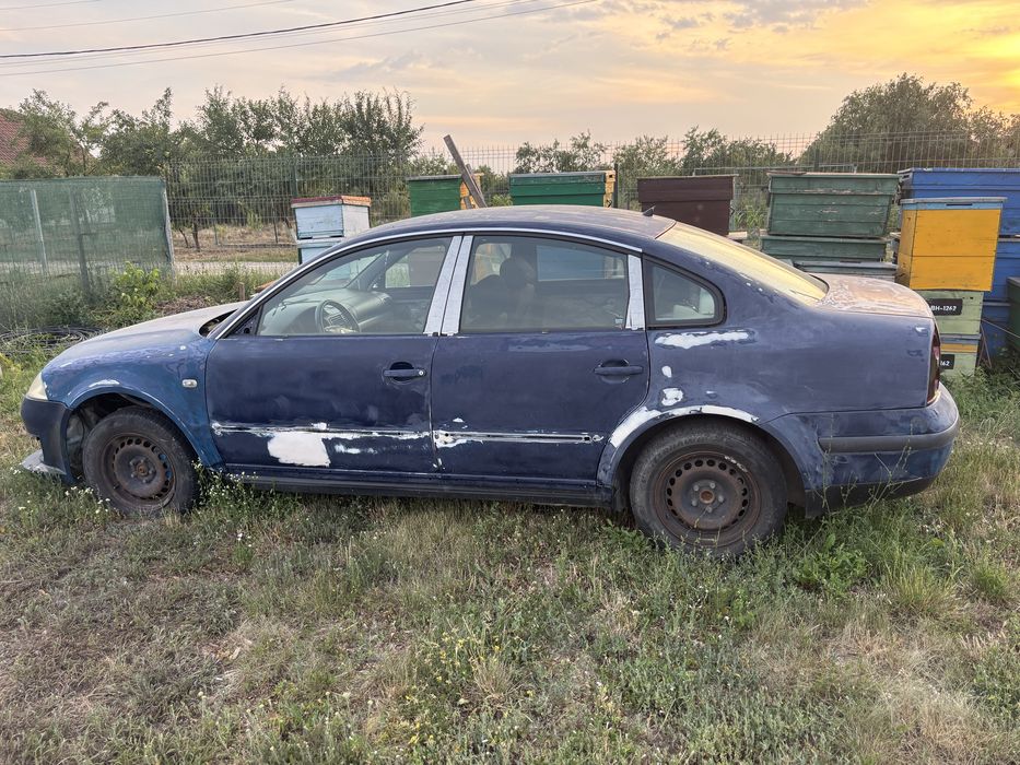 Vand Passat B5.5  pentru pasionati