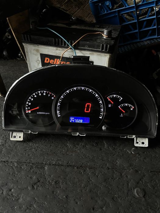 Lacetti 1.6 tablo sotiladi