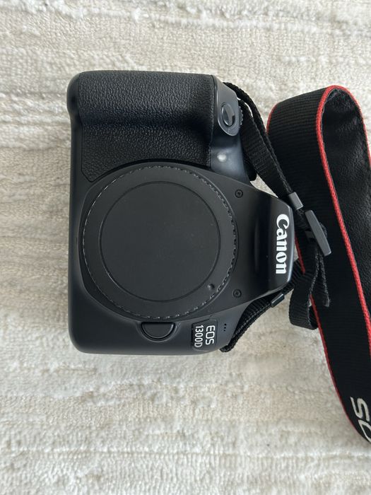 Canon d1300 + obiectiv CADOU