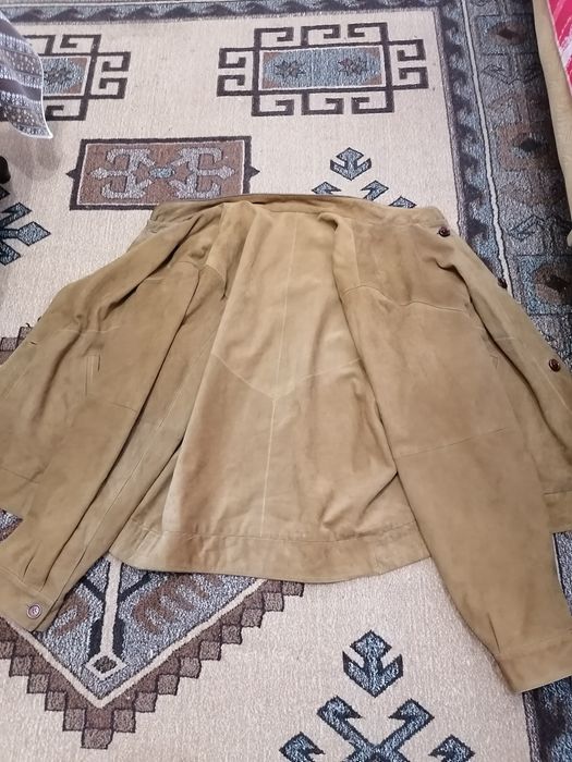 Haină de piele întoarsă (mărimea 58)