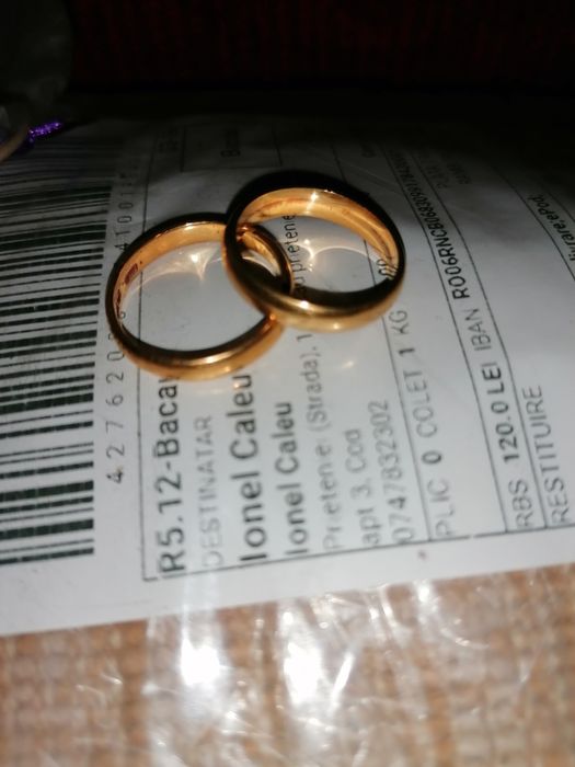 Vînd 2 Verighete 22 k 600ron, brățară și inel cu diamant 18k