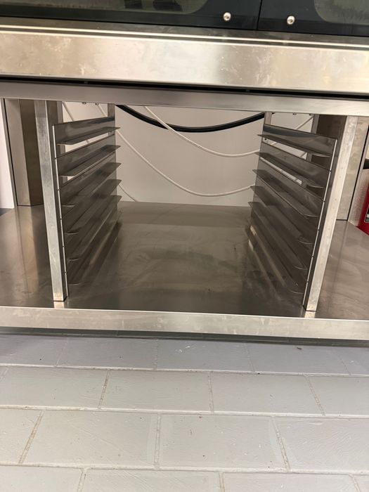 Cuptor Real Forni pe vatra 380V cu hota