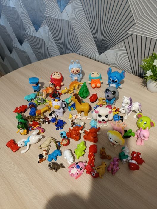 Продаю игрушки.        .