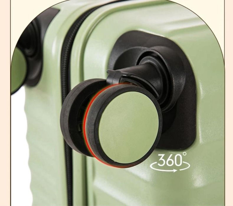 Чемодан поликарбонат