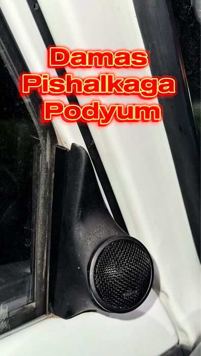 Damas ga pishalka uchun podyum (avtozvuk)