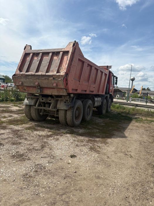 Mercedes Actros 4841, tractiune 8x8