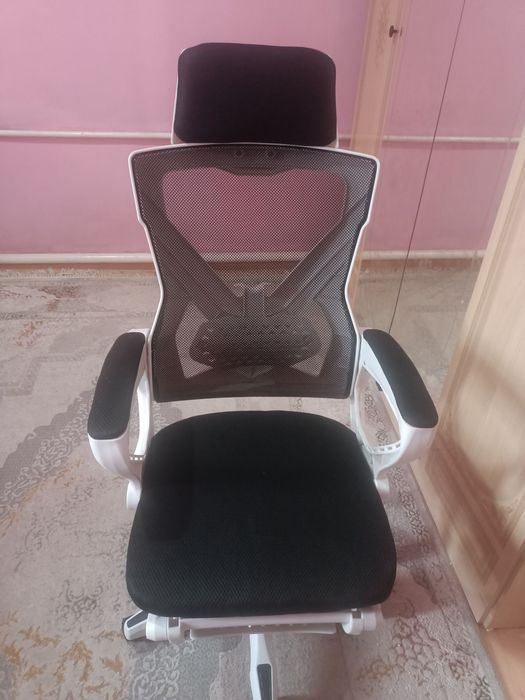Компьютерный стул