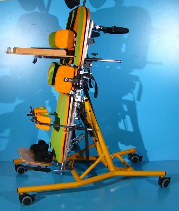 Dispozitiv medical / Verticalizator activ Rehatec Lasse