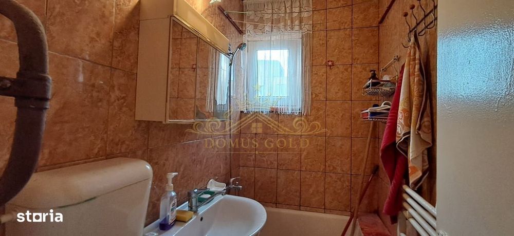 Apartament 3 camere de vânzare, 41 mp, str. Lianelor, Turda
