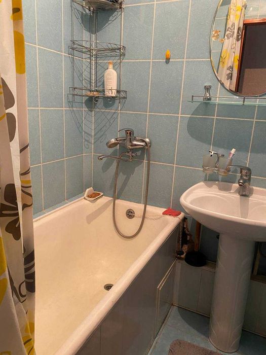 Продается СВОЯ 3-х комн. квартира Медгородок