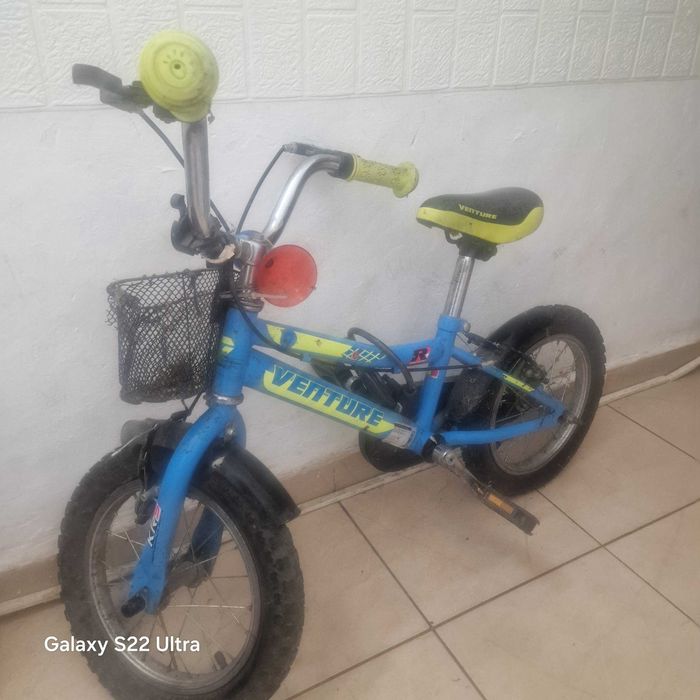 Vand bicicleta pentru copii