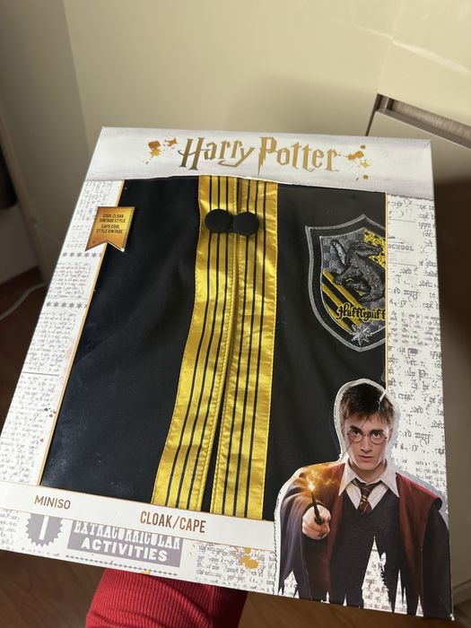 Pelerina Harry Potter Hufflepuff (costum)
