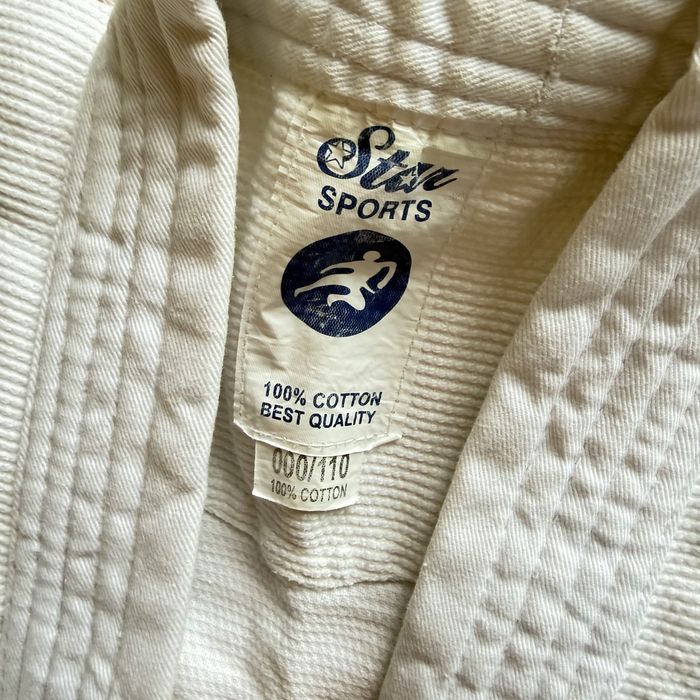 Продам кимоно 110 размер