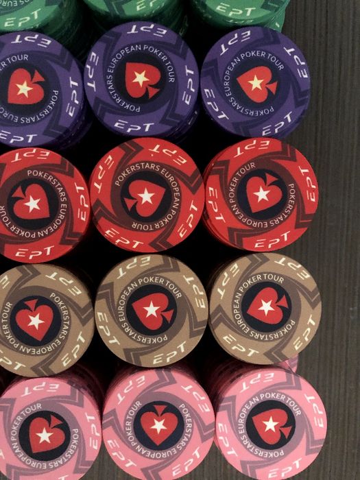 Керамични покер чипове