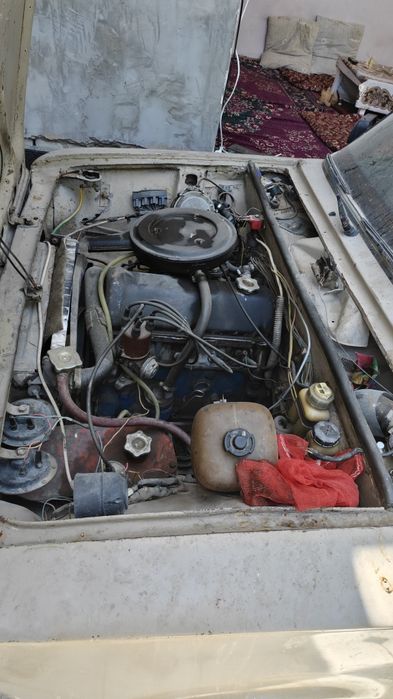 Lada 2102 sotiladi