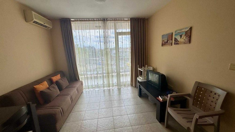Продава се Двустаен апартамент в к.к. Слънчев бряг - 52 кв.м за 1717 €/кв.м - Снимка #2