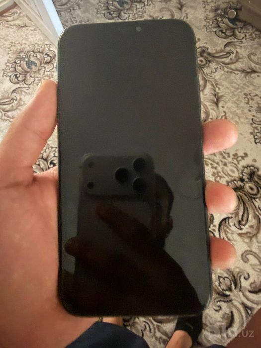 Iphone 11 64gb зур холатба битта айби камера 0.5 хира олади