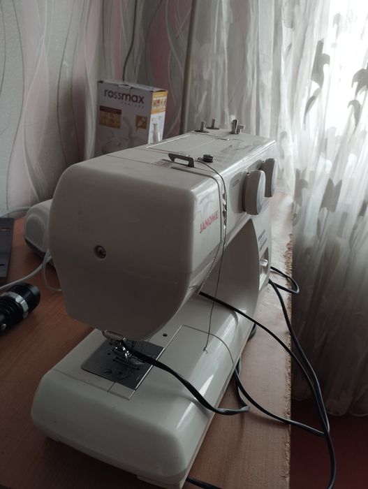 Продоется швейная машинка 40000теңге
