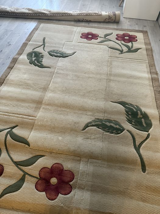 Продаю два ковра