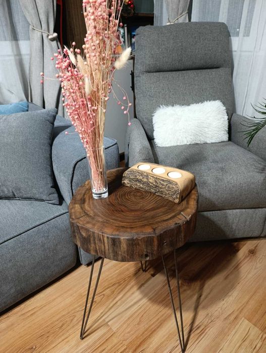 холна, помощна масичка