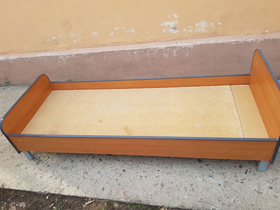 Одоместная кровать + матрас