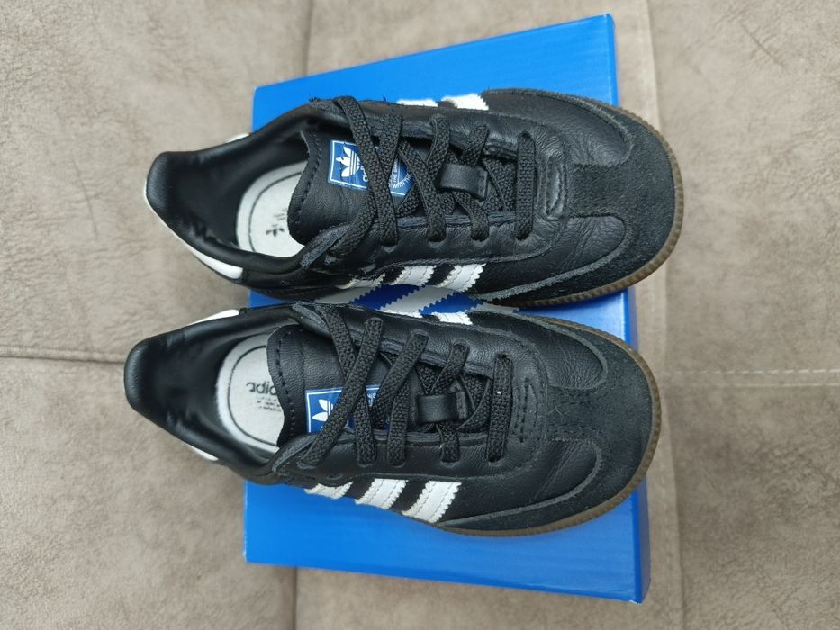 Кроссовки Adidas детские