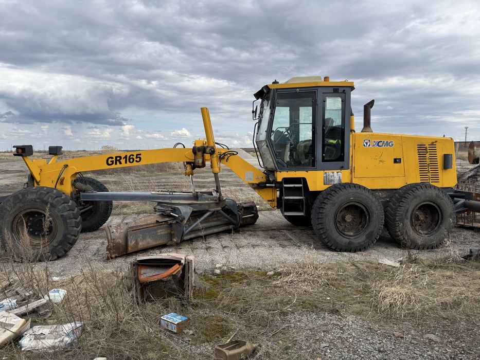 Автогрейдер китаец XCMG