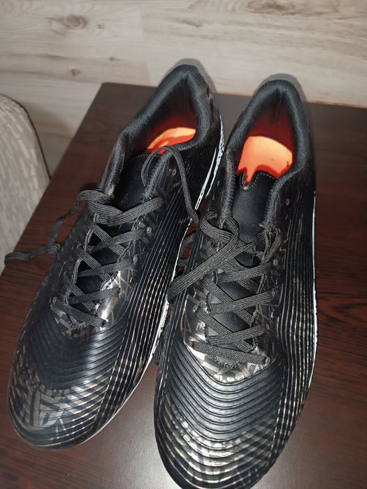 Футболни обувки 42.5