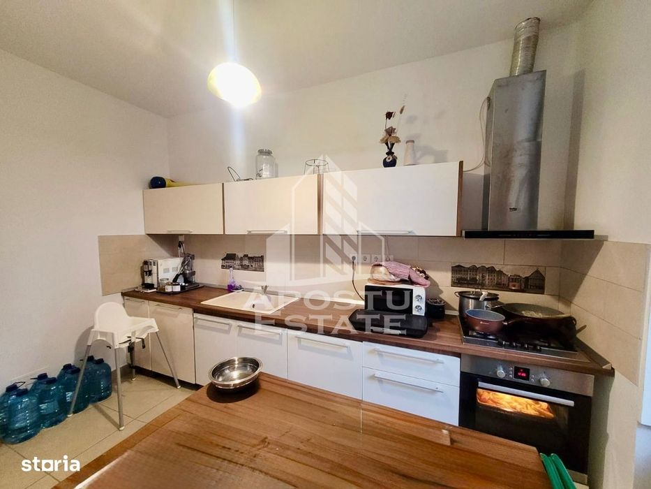 Apartament 3 camere de vanzare, etaj 1,  zona Maria Timisoara