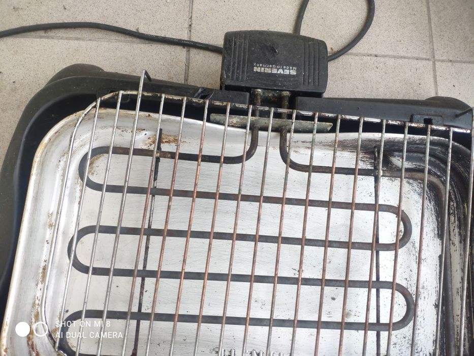 Электрогриль  для приготовления блюд