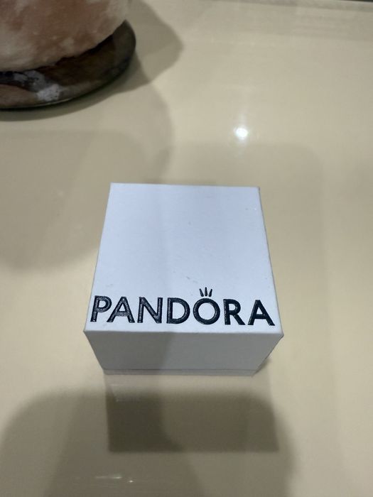 Кольцо Pandora.