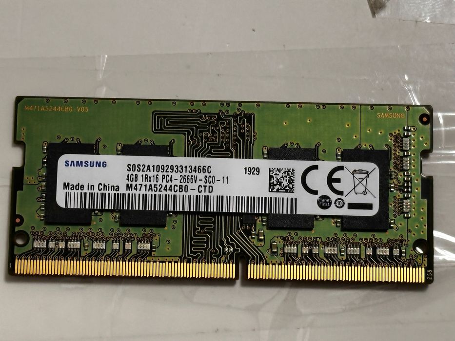 Memorie RAM Laptop Samsung 4GB DDR4 2666MHz SODIMM (M471A5244CB0-CTD)
